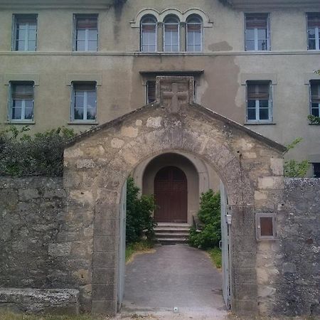 Gite D'Etape Clos St Roch Viviers Buitenkant foto